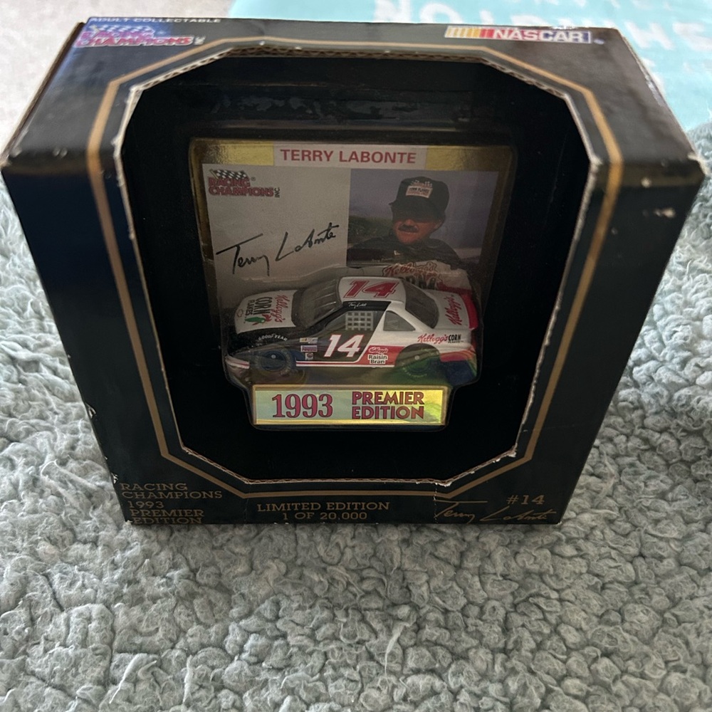 NASCAR - Picture 2 of 2